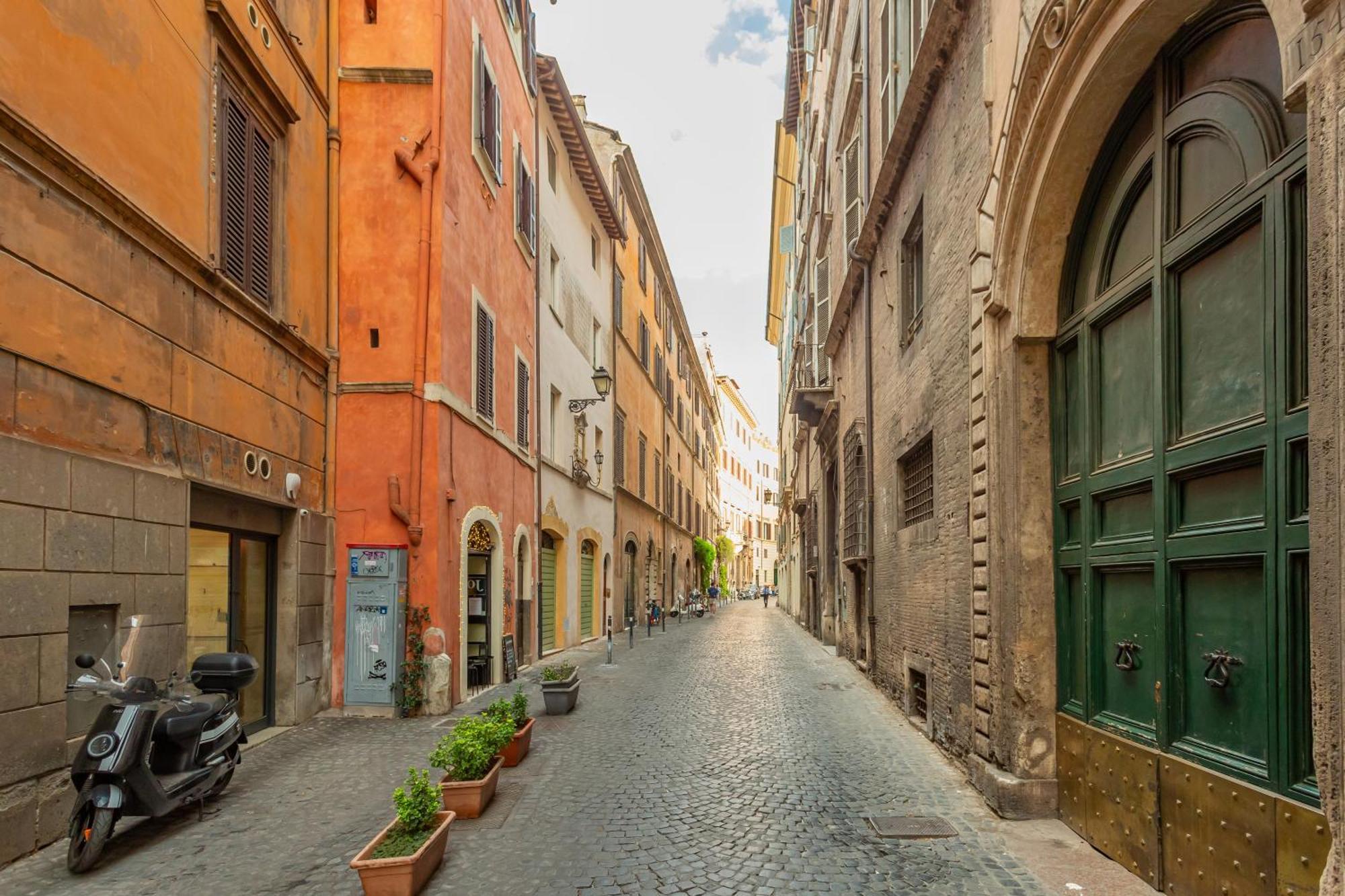 Old Monserrato In Campo De' Fiori Rome Bagian luar foto